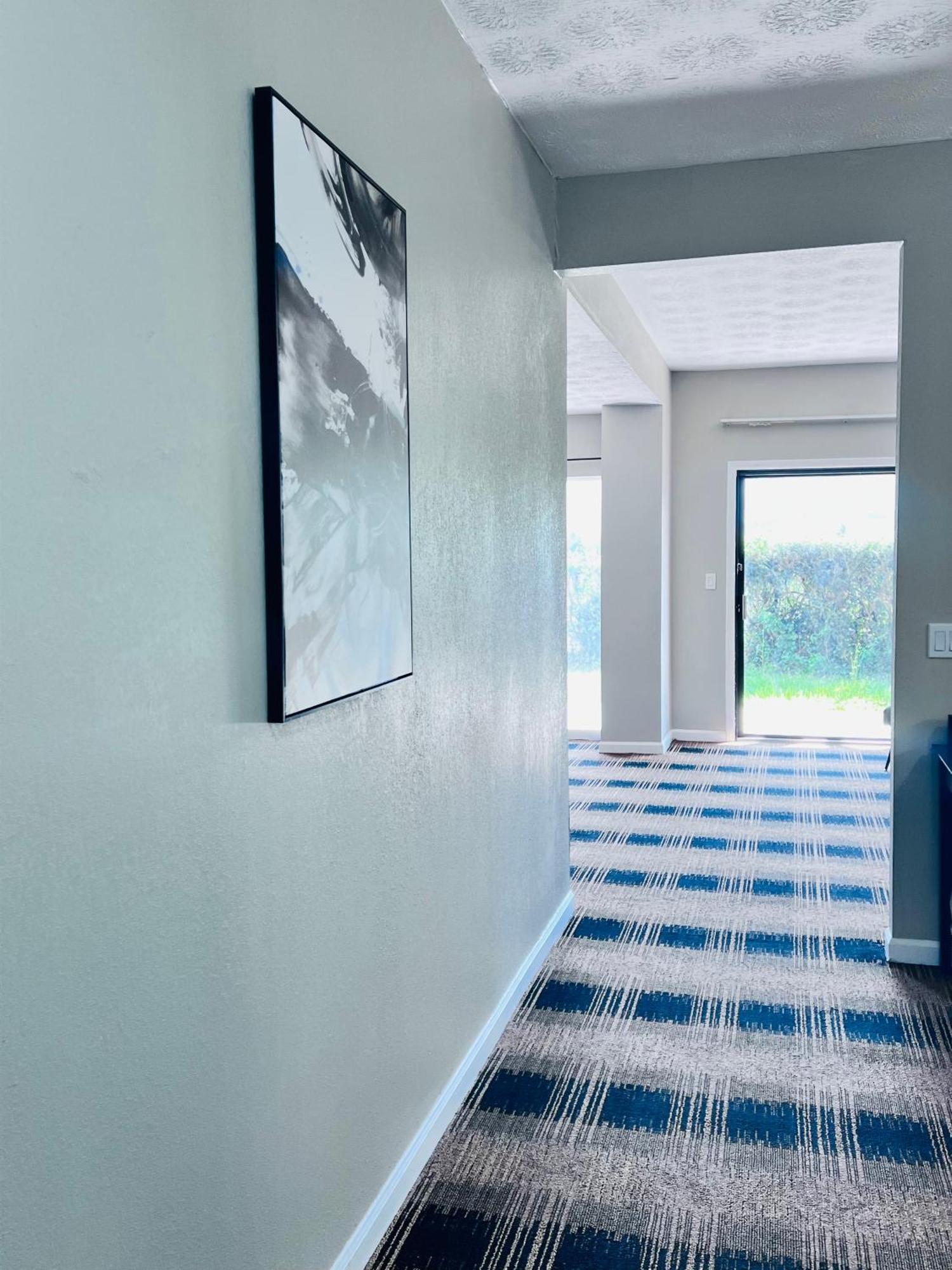 Budgetel Inn & Suites ดิลลาร์ด ภายนอก รูปภาพ